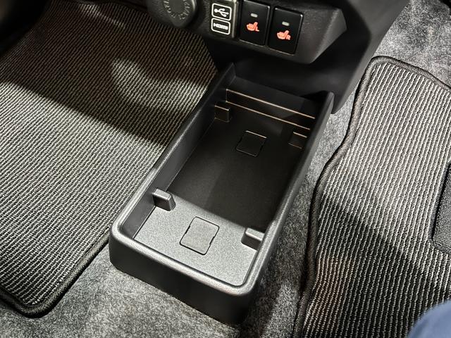 ミライースＧ　ＳＡIII　走行２２９１６キロ／フルセグナビ／Ｂカメラ一年保証・走行距離無制限　フルセグナビ　Ｂｌｕｅｔｏｏｔｈ　バックカメラ　クリアランスソナー　オートライト　ＬＥＤヘッドライト　シートヒーター（埼玉県）の中古車