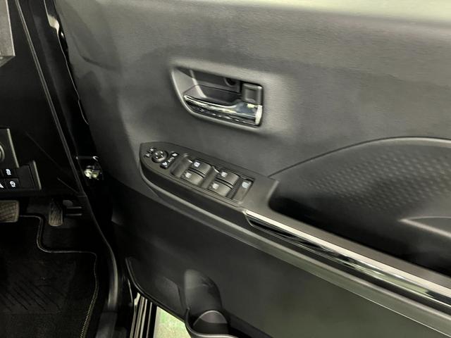タントカスタムRSリミテッド 走行2625キロ/両側電動スライド1年保証・走行距離無制限 サイドエアバック クリアランスソナー オートマチックハイビーム オートライト LEDヘッドライト ベンチシート シートヒーター 両側電動スライドドア(埼玉県)の中古車