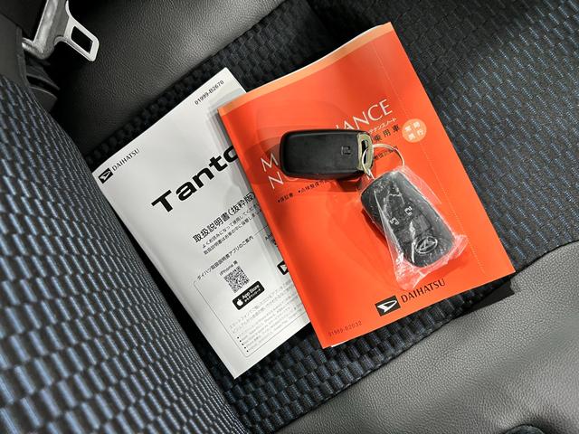 タントカスタムRSリミテッド 走行2625キロ/両側電動スライド1年保証・走行距離無制限 サイドエアバック クリアランスソナー オートマチックハイビーム オートライト LEDヘッドライト ベンチシート シートヒーター 両側電動スライドドア(埼玉県)の中古車