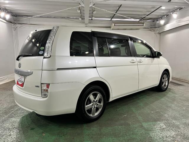 アイシスL 車検整備付/片側電スラドア/プッシュスタートエンジン点検記録簿あり 1年保証距離無制限 走行距離114663キロ 右前修復歴 車検整備付 ワンセグナビ バックカメラ 純正マット 運転席助手席エアバッグ 片側電動スライドドア(埼玉県)の中古車