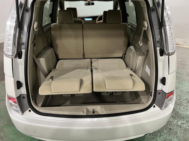 アイシスL 車検整備付/片側電スラドア/プッシュスタートエンジン点検記録簿あり 1年保証距離無制限 走行距離114663キロ 右前修復歴 車検整備付 ワンセグナビ バックカメラ 純正マット 運転席助手席エアバッグ 片側電動スライドドア(埼玉県)の中古車