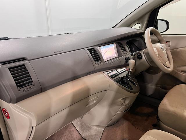アイシスL 車検整備付/片側電スラドア/プッシュスタートエンジン点検記録簿あり 1年保証距離無制限 走行距離114663キロ 右前修復歴 車検整備付 ワンセグナビ バックカメラ 純正マット 運転席助手席エアバッグ 片側電動スライドドア(埼玉県)の中古車