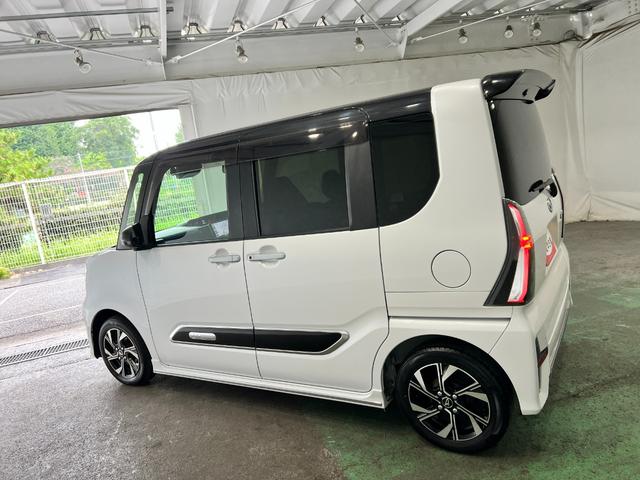 タントカスタムＸスタイルセレクション　走行３３２９３キロ／９型ナビ１年保証距離無制限　走行距離３３２９３キロ　純正フルセグナビ　バックカメラ　ドラレコ　純正マット　サイドエアバッグ　ＬＥＤヘッドランプ　アイドリングストップ　シートヒーター　両側電動スライドドア（埼玉県）の中古車