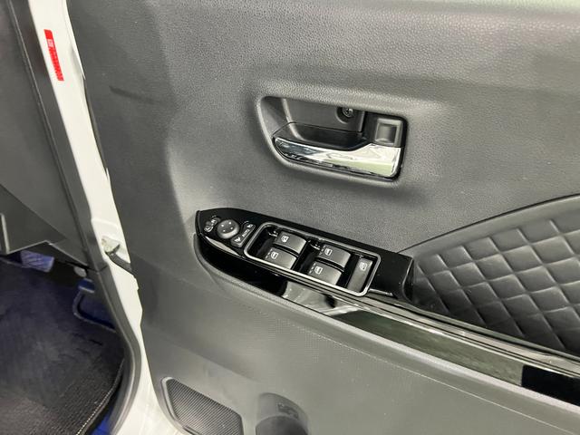 タントカスタムＸスタイルセレクション　走行３３２９３キロ／９型ナビ１年保証距離無制限　走行距離３３２９３キロ　純正フルセグナビ　バックカメラ　ドラレコ　純正マット　サイドエアバッグ　ＬＥＤヘッドランプ　アイドリングストップ　シートヒーター　両側電動スライドドア（埼玉県）の中古車