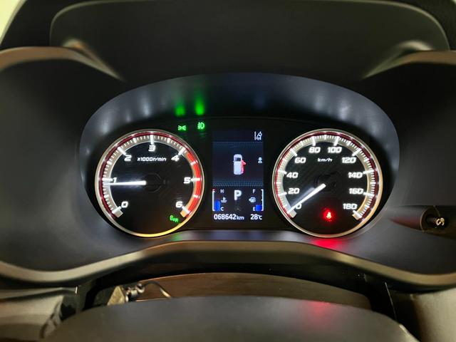 デリカＤ：５Ｇ　パワーパッケージ　走行６８６４２キロ／車検整備付／４ＷＤ一年保証・走行距離無制限　フルセグナビ　Ｂｌｕｅｔｏｏｔｈ　全周囲カメラ　ＥＴＣ　オートライト　ＬＥＤヘッドライト　シートヒーター　軽油（埼玉県）の中古車