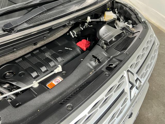 デリカＤ：５Ｇ　パワーパッケージ　走行６８６４２キロ／車検整備付／４ＷＤ一年保証・走行距離無制限　フルセグナビ　Ｂｌｕｅｔｏｏｔｈ　全周囲カメラ　ＥＴＣ　オートライト　ＬＥＤヘッドライト　シートヒーター　軽油（埼玉県）の中古車