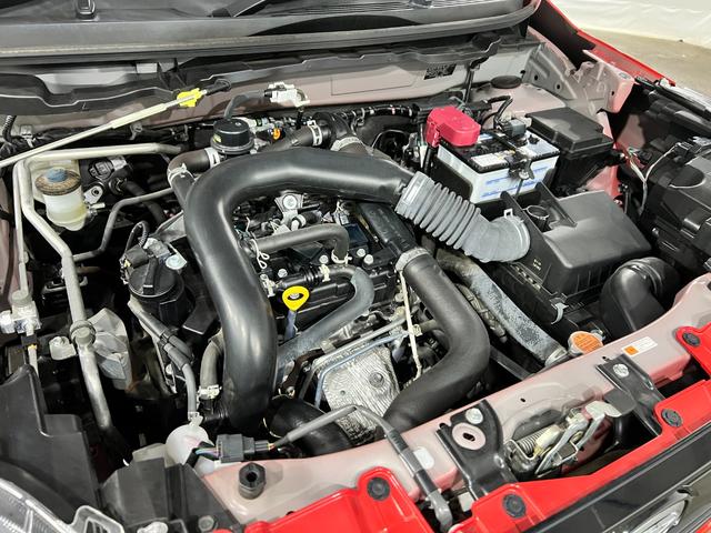 ロッキーＸ　雹害／走行３３２３７キロ／フルセグナビ／パノラマモニター１年保証距離無制限　走行距離３３２３７キロ　フルセグナビ　パノラマモニター　ブルートゥース　純正マット　サイドエアバッグ　ＬＥＤヘッドランプ　アイドリングストップ　オート格納式ドアミラー　キーフリー（埼玉県）の中古車