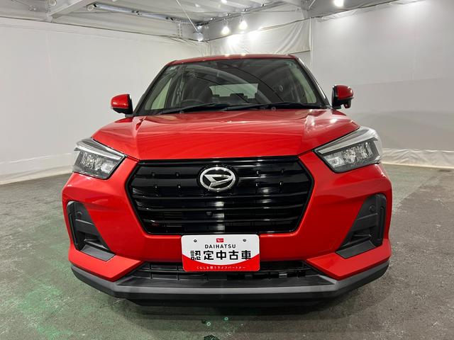 ロッキーＸ　雹害／走行３３２３７キロ／フルセグナビ／パノラマモニター１年保証距離無制限　走行距離３３２３７キロ　フルセグナビ　パノラマモニター　ブルートゥース　純正マット　サイドエアバッグ　ＬＥＤヘッドランプ　アイドリングストップ　オート格納式ドアミラー　キーフリー（埼玉県）の中古車