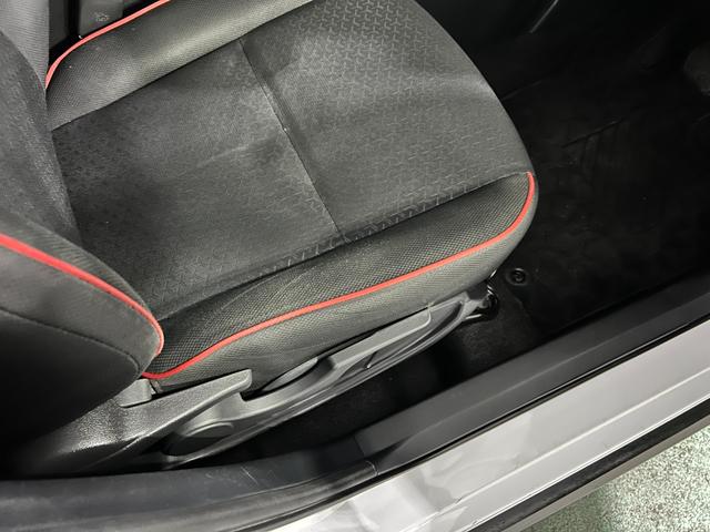 ロッキーＧ　車検整備付／走行６６１９０キロ／純正ナビ／ドラレコ１年保証距離無制限　走行距離６６１９０キロ　純正フルセグナビ　パノラマモニター　ドラレコ　純正マット　サイドエアバッグ　ＬＥＤヘッドランプ　アイドリングストップ　シートヒーター　オート格納式ドアミラー（埼玉県）の中古車