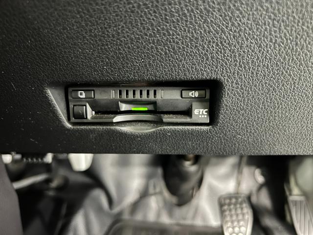 ハイゼットカーゴDX 走行89666キロ/FMAMラジオ/純正フロアマット1年保証距離無制限 走行距離89666キロ FMAMラジオ 純正フロアマット 助手席エアバッグ クリアランスソナー オートライト LEDヘッドランプ アイドリングストップ 両側スライドドア(埼玉県)の中古車