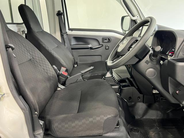 ハイゼットトラックジャンボエクストラ 車検整備付/4WD/MT車/純正ナビ1年保証距離無制限 走行距離36747キロ 純正フルセグナビ バックカメラ ブルートゥース 純正マット クリアランスソナー LEDヘッドランプ アイドリングストップ 電動格納式ドアミラー(埼玉県)の中古車