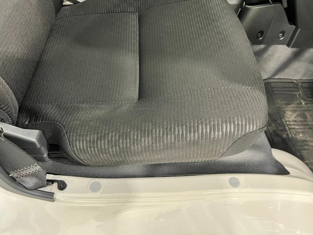 ハイゼットトラックジャンボエクストラ 車検整備付/4WD/MT車/純正ナビ1年保証距離無制限 走行距離36747キロ 純正フルセグナビ バックカメラ ブルートゥース 純正マット クリアランスソナー LEDヘッドランプ アイドリングストップ 電動格納式ドアミラー(埼玉県)の中古車