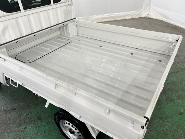 ハイゼットトラックジャンボエクストラ 車検整備付/4WD/MT車/純正ナビ1年保証距離無制限 走行距離36747キロ 純正フルセグナビ バックカメラ ブルートゥース 純正マット クリアランスソナー LEDヘッドランプ アイドリングストップ 電動格納式ドアミラー(埼玉県)の中古車