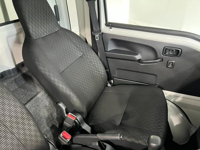 ハイゼットトラックジャンボエクストラ 車検整備付/4WD/MT車/純正ナビ1年保証距離無制限 走行距離36747キロ 純正フルセグナビ バックカメラ ブルートゥース 純正マット クリアランスソナー LEDヘッドランプ アイドリングストップ 電動格納式ドアミラー(埼玉県)の中古車