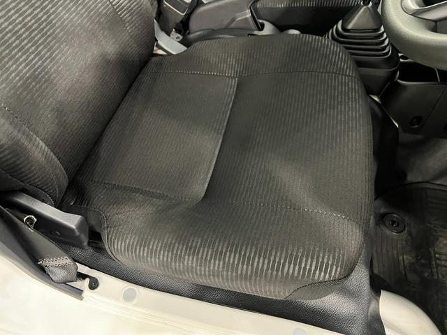 ハイゼットトラックジャンボエクストラ 車検整備付/4WD/MT車/純正ナビ1年保証距離無制限 走行距離36747キロ 純正フルセグナビ バックカメラ ブルートゥース 純正マット クリアランスソナー LEDヘッドランプ アイドリングストップ 電動格納式ドアミラー(埼玉県)の中古車