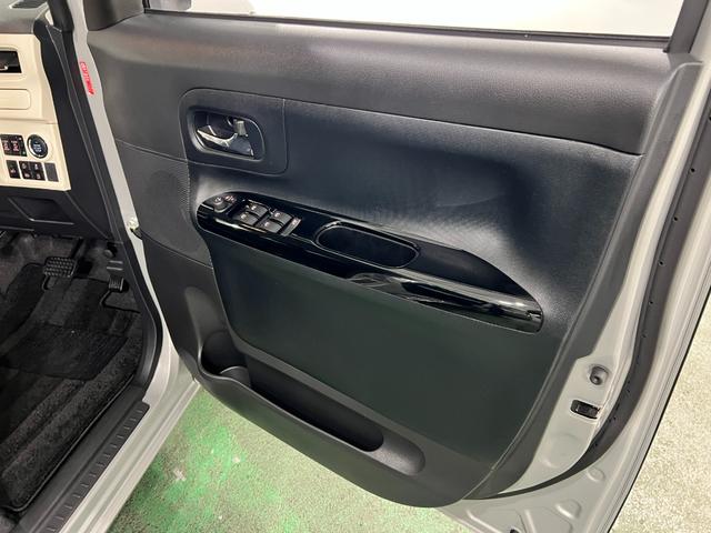 ムーヴキャンバスＧブラックインテリアＶＳ　ＳＡIII　走行２９０７０キロ１年保証距離無制限　走行距離２９０７０キロ　フルセグナビ　パノラマモニター　ドラレコ　純正マット　サイドエアバッグ　ＬＥＤヘッドランプ　アイドリングストップ　シートヒーター　両側電動スライドドア（埼玉県）の中古車