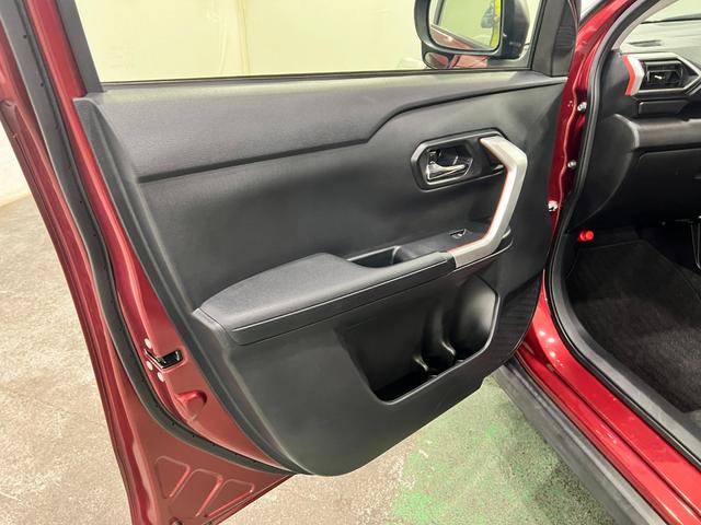 ロッキーX 走行30797キロ/純正7インチナビ/ドラレコ/マットワンオーナー 禁煙車 純正7インチナビ バックカメラ ETC ドラレコ 純正マット サイドエアバッグ LEDヘッドランプ アイドリングストップ オート格納式ドアミラー キーフリー 純正アルミホイール(埼玉県)の中古車