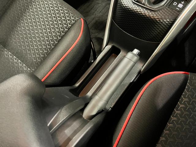 ロッキーX 走行30797キロ/純正7インチナビ/ドラレコ/マットワンオーナー 禁煙車 純正7インチナビ バックカメラ ETC ドラレコ 純正マット サイドエアバッグ LEDヘッドランプ アイドリングストップ オート格納式ドアミラー キーフリー 純正アルミホイール(埼玉県)の中古車