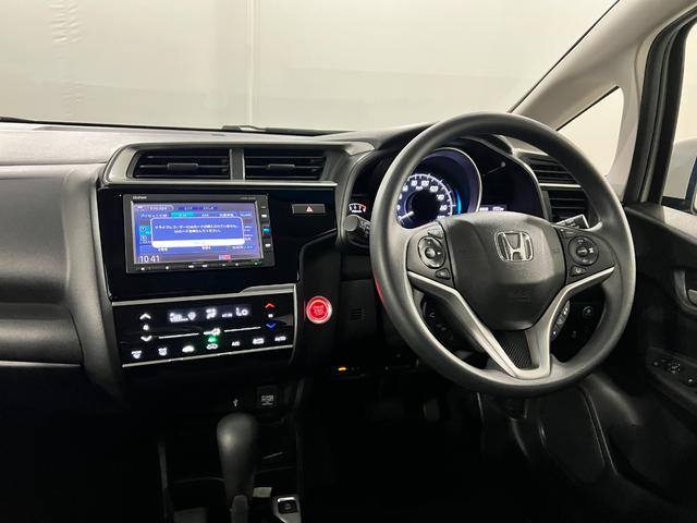 フィット13G・Lホンダセンシング 走行12981キロ/バックカメラ一年保証・走行距離無制限 TVレスナビ Bluetooth バックカメラ ドラレコ ETC サイドエアバック オートライト LEDヘッドライト(埼玉県)の中古車