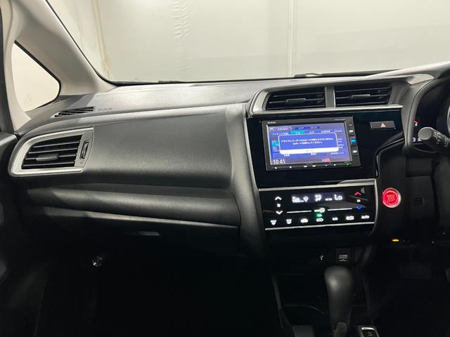 フィット13G・Lホンダセンシング 走行12981キロ/バックカメラ一年保証・走行距離無制限 TVレスナビ Bluetooth バックカメラ ドラレコ ETC サイドエアバック オートライト LEDヘッドライト(埼玉県)の中古車