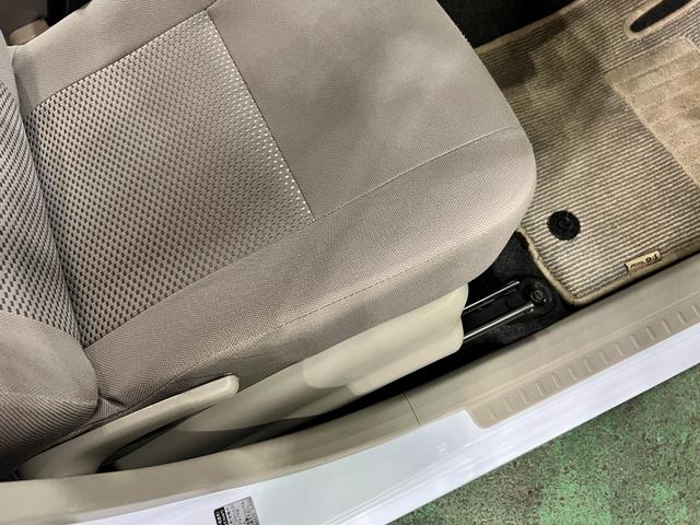 ミライースＬ　ＳＡ　走行７１６１６キロ／ワンセグナビ／ＥＴＣ一年保証・走行距離無制限　ワンセグナビ　Ｂｌｕｅｔｏｏｔｈ　ＥＴＣ　アイドリングストップ　助手席エアバック　純正カーペットマット（埼玉県）の中古車
