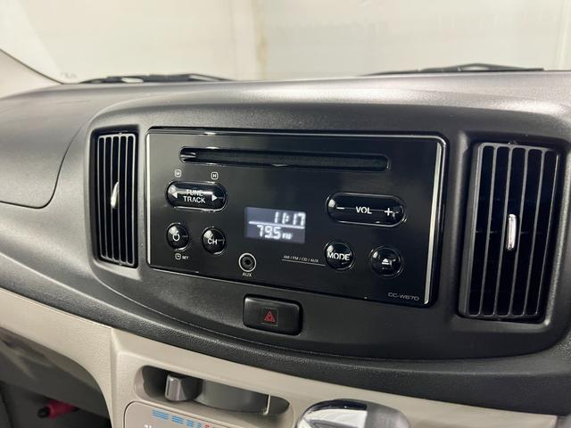 ミライースＸ　走行１０４６８２キロ／ＣＤチューナー一年保証・走行距離無制限　助手席エアバック　純正カーペットマット　ＣＤチューナー　アイドリングストップ　キーレス　アルミホイール（埼玉県）の中古車