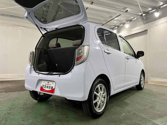 ミライースＸ　走行１０４６８２キロ／ＣＤチューナー一年保証・走行距離無制限　助手席エアバック　純正カーペットマット　ＣＤチューナー　アイドリングストップ　キーレス　アルミホイール（埼玉県）の中古車