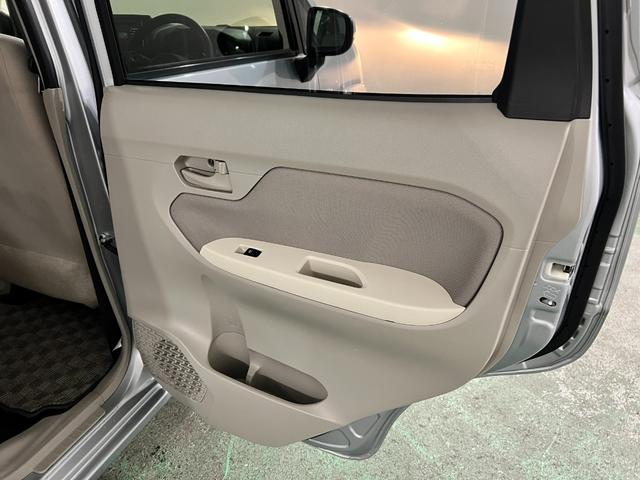 ムーヴL SAIII 車検整備付/走行26216キロ/ドラレコ1年保証距離無制限 走行距離26216キロ 車検整備付 CDチューナー ドライブレコーダー 純正マット 助手席エアバック アイドリングストップ 電動格納式ドアミラー(埼玉県)の中古車