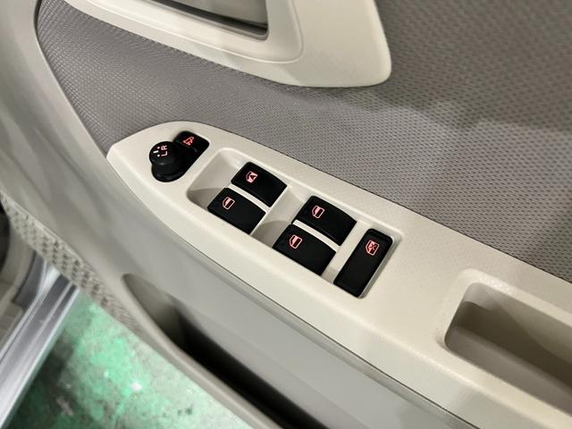 ムーヴL SAIII 車検整備付/走行26216キロ/ドラレコ1年保証距離無制限 走行距離26216キロ 車検整備付 CDチューナー ドライブレコーダー 純正マット 助手席エアバック アイドリングストップ 電動格納式ドアミラー(埼玉県)の中古車