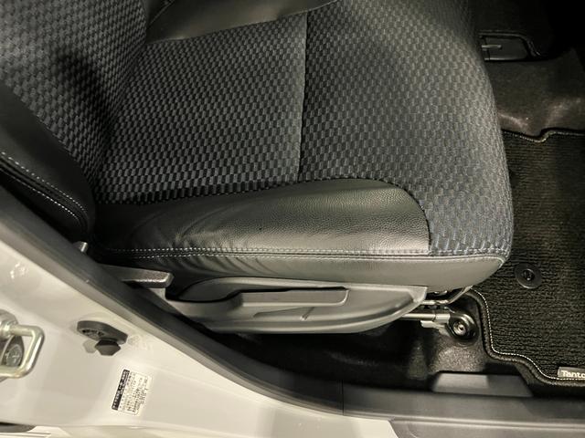 タントカスタムRS 走行47107キロ/LEDヘッドランプ/マット1年保証距離無制限 走行距離47107キロ 純正マット サイドエアバッグ LEDヘッドランプ アイドリングストップ シートヒーター 両側電動スライドドア オート格納式ドアミラー キーフリー(埼玉県)の中古車