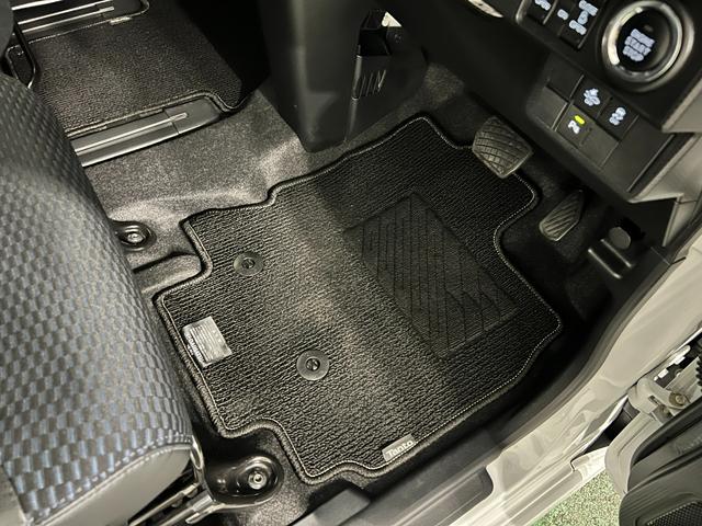 タントカスタムRS 走行47107キロ/LEDヘッドランプ/マット1年保証距離無制限 走行距離47107キロ 純正マット サイドエアバッグ LEDヘッドランプ アイドリングストップ シートヒーター 両側電動スライドドア オート格納式ドアミラー キーフリー(埼玉県)の中古車