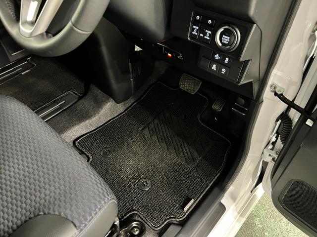 タントカスタムＲＳ　走行８８８３キロ／純正フルセグナビ／ドラレコ１年保証距離無制限　走行距離８８８３キロ　純正フルセグナビ　バックカメラ　ドラレコ　純正マット　サイドエアバッグ　ＬＥＤヘッドランプ　アイドリングストップ　シートヒーター　両側電動スライドドア（埼玉県）の中古車