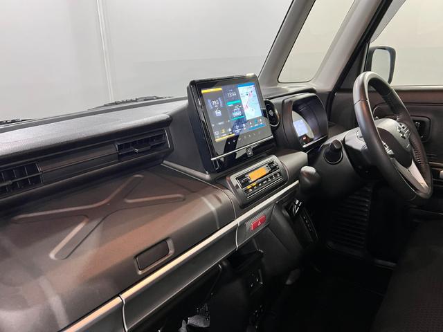 スペーシアギアハイブリッドXZ 車検整備付/走行59029キロ/ナビ1年保証距離無制限 走行距離59029キロ フルセグナビ ブルートゥース 全周囲カメラ 純正マット サイドエアバッグ LEDヘッドランプ アイドリングストップ シートヒーター 両側電動スライドドア(埼玉県)の中古車