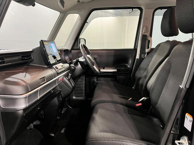 スペーシアギアハイブリッドXZ 車検整備付/走行59029キロ/ナビ1年保証距離無制限 走行距離59029キロ フルセグナビ ブルートゥース 全周囲カメラ 純正マット サイドエアバッグ LEDヘッドランプ アイドリングストップ シートヒーター 両側電動スライドドア(埼玉県)の中古車