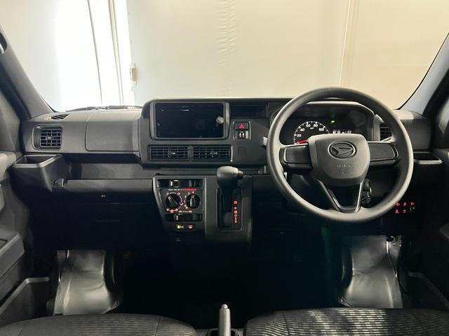 ハイゼットカーゴDX 走行2591キロ/R8年式/車検R10.11年保証距離無制限 走行距離2591キロ 純正フロアマット 助手席エアバック クリアランスソナー オートライト アイドリングストップ 両側スライドドア キーレスエントリー(埼玉県)の中古車