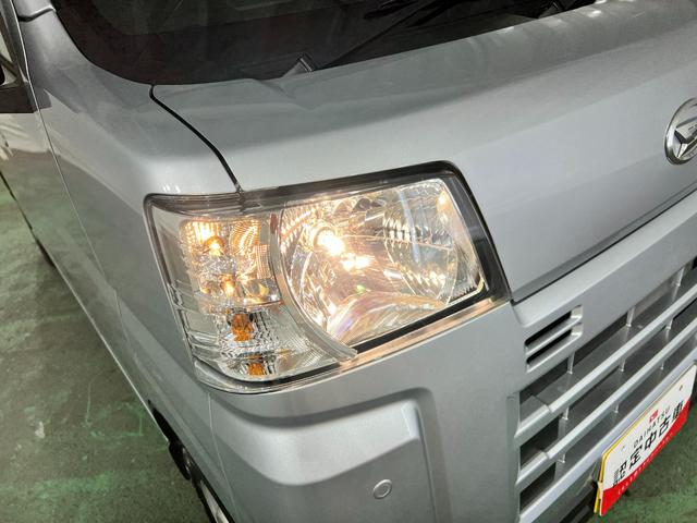 ハイゼットカーゴDX 走行2591キロ/R8年式/車検R10.11年保証距離無制限 走行距離2591キロ 純正フロアマット 助手席エアバック クリアランスソナー オートライト アイドリングストップ 両側スライドドア キーレスエントリー(埼玉県)の中古車