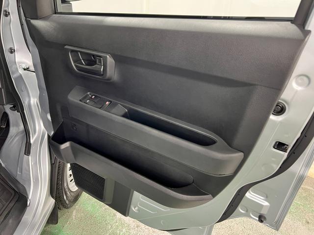 ハイゼットカーゴDX 走行2591キロ/R8年式/車検R10.11年保証距離無制限 走行距離2591キロ 純正フロアマット 助手席エアバック クリアランスソナー オートライト アイドリングストップ 両側スライドドア キーレスエントリー(埼玉県)の中古車