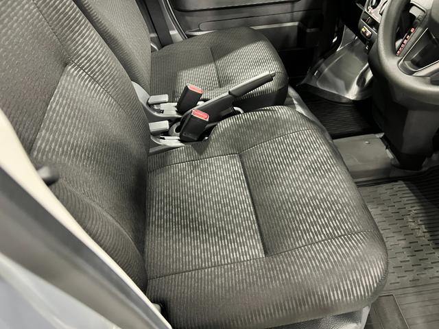 ハイゼットカーゴDX 走行2591キロ/R8年式/車検R10.11年保証距離無制限 走行距離2591キロ 純正フロアマット 助手席エアバック クリアランスソナー オートライト アイドリングストップ 両側スライドドア キーレスエントリー(埼玉県)の中古車