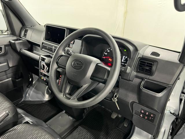 ハイゼットカーゴDX 走行2591キロ/R8年式/車検R10.11年保証距離無制限 走行距離2591キロ 純正フロアマット 助手席エアバック クリアランスソナー オートライト アイドリングストップ 両側スライドドア キーレスエントリー(埼玉県)の中古車