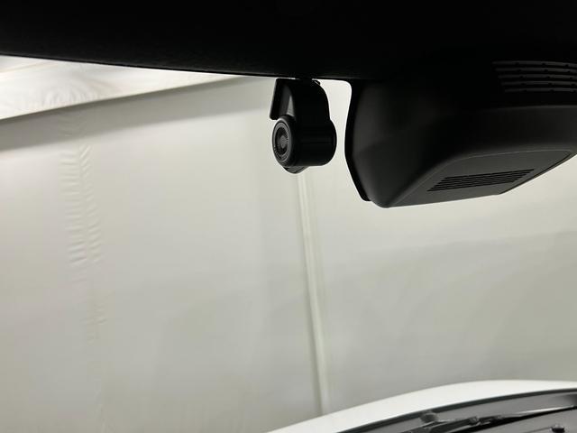 タントカスタムＲＳ　走行２２８７５キロ／フルセグナビ／バックカメラ１年保証・走行距離無制限　フルセグナビ　Ｂｌｕｅｔｏｏｔｈ　ドラレコ　クリアランスソナー　オートライト　ＬＥＤヘッドライト　ベンチシート　シートヒーター　両側電動スライドドア（埼玉県）の中古車