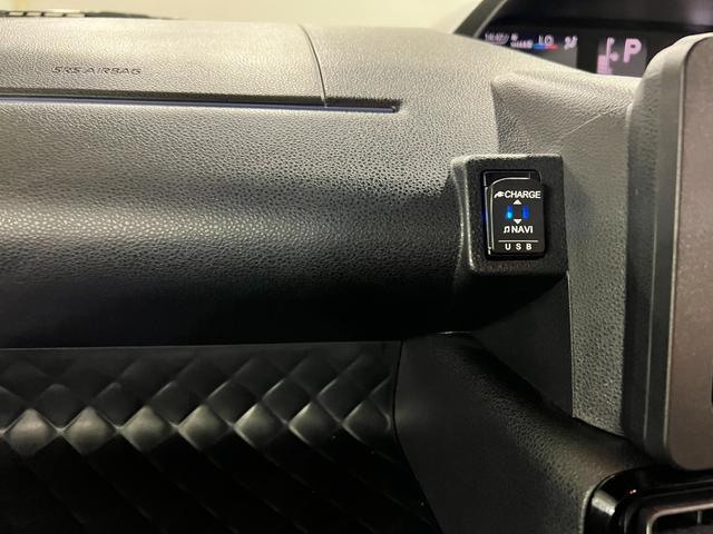 タントカスタムＲＳ　走行２２８７５キロ／フルセグナビ／バックカメラ１年保証・走行距離無制限　フルセグナビ　Ｂｌｕｅｔｏｏｔｈ　ドラレコ　クリアランスソナー　オートライト　ＬＥＤヘッドライト　ベンチシート　シートヒーター　両側電動スライドドア（埼玉県）の中古車