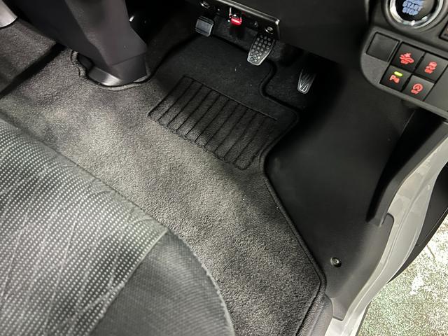 アトレーＲＳ　タバコ臭／走行２６６１８キロ／純正ナビ／ドラレコ１年保証距離無制限　走行距離２６６１８キロ　純正フルセグナビ　バックカメラ　ドラレコ　マット　助手席エアバッグ　ＬＥＤヘッドランプ　アイドリングストップ　両側電動スライドドア（埼玉県）の中古車