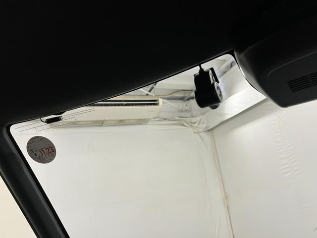 タントカスタムRS 走行6540キロ/9インチナビ/ドラレコ1年保証距離無制限 走行距離6540キロ フルセグナビ バックカメラ ドラレコ 純正マット サイドエアバッグ LEDヘッドランプ アイドリングストップ シートヒーター 両側電動スライドドア キーフリー(埼玉県)の中古車