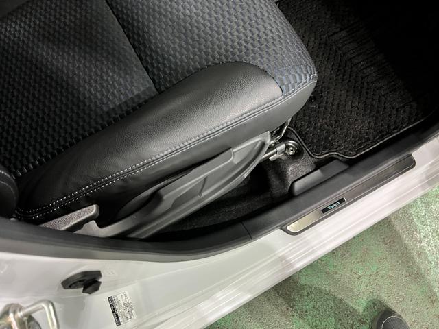 タントカスタムRS 車検整備付/ナビ/ドラレコ/ETCフルセグナビ Bluetooth バックカメラ ドラレコ ETC クリアランスソナー オートライト LEDヘッドライト ベンチシート シートヒーター 両側電動スライドドア 1年保証・走行距離無制限(東京都)の中古車