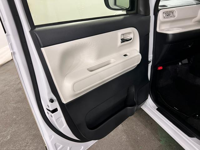 ムーヴキャンバスストライプスG 走行4951キロ/LEDヘッドランプ/マット1年保証距離無制限 走行距離4951キロ 純正マット サイドエアバッグ LEDヘッドランプ アイドリングストップ シートヒーター 両側電動スライドドア オート格納式ドアミラー 電動パーキングブレーキ(埼玉県)の中古車