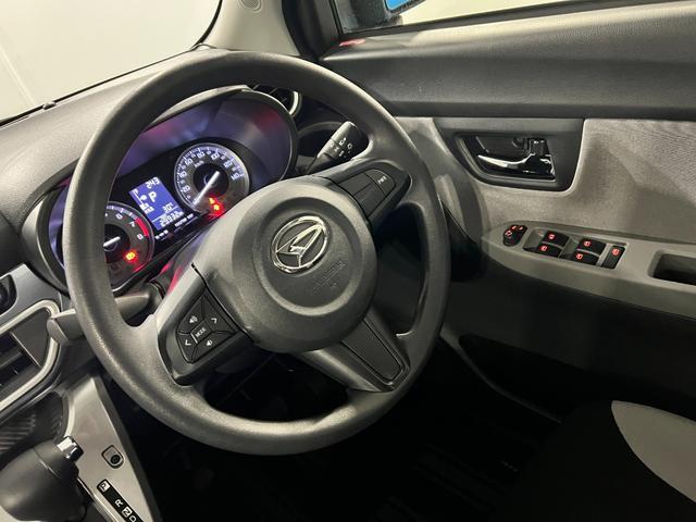 キャストアクティバX SAII 走行2.9万キロ/ワンセグナビ禁煙車 点検記録簿あり 一年保証・走行距離無制限 プッシュスタートエンジン スマートアシストII ワンセグナビ オートライト アイドリングストップ 運転席助手席エアバック 純正カーペットマット(埼玉県)の中古車