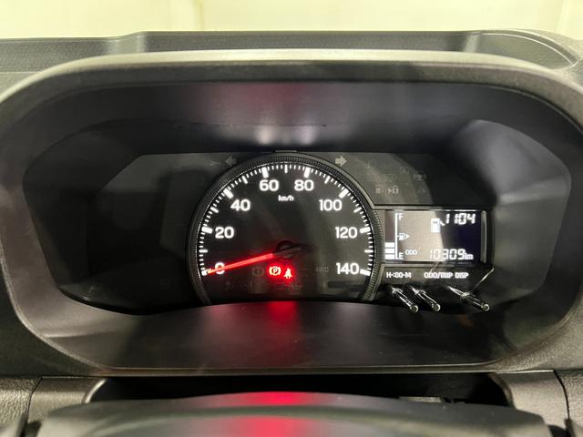 ハイゼットトラックスタンダード 農用スペシャル 4WD/MT車/FMAMラジオ1年保証距離無制限 走行距離10309キロ FMAMラジオ 純正フロアマット 助手席エアバック オートライト アイドリングストップ 荷台作業灯(埼玉県)の中古車