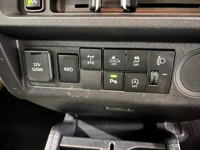 ハイゼットトラックスタンダード 農用スペシャル 4WD/MT車/FMAMラジオ1年保証距離無制限 走行距離10309キロ FMAMラジオ 純正フロアマット 助手席エアバック オートライト アイドリングストップ 荷台作業灯(埼玉県)の中古車