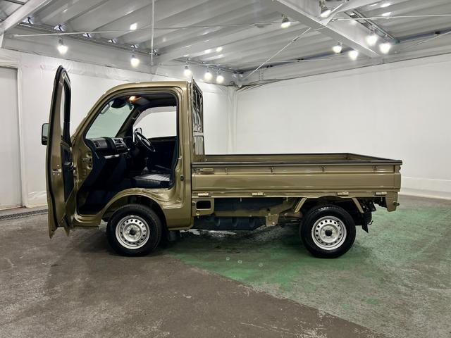 ハイゼットトラックスタンダード 農用スペシャル 4WD/MT車/FMAMラジオ1年保証距離無制限 走行距離10309キロ FMAMラジオ 純正フロアマット 助手席エアバック オートライト アイドリングストップ 荷台作業灯(埼玉県)の中古車