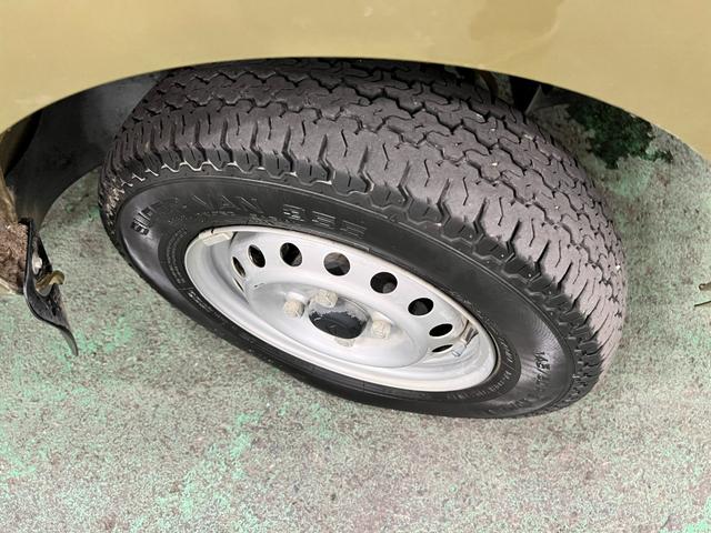 ハイゼットトラックスタンダード 農用スペシャル 4WD/MT車/FMAMラジオ1年保証距離無制限 走行距離10309キロ FMAMラジオ 純正フロアマット 助手席エアバック オートライト アイドリングストップ 荷台作業灯(埼玉県)の中古車